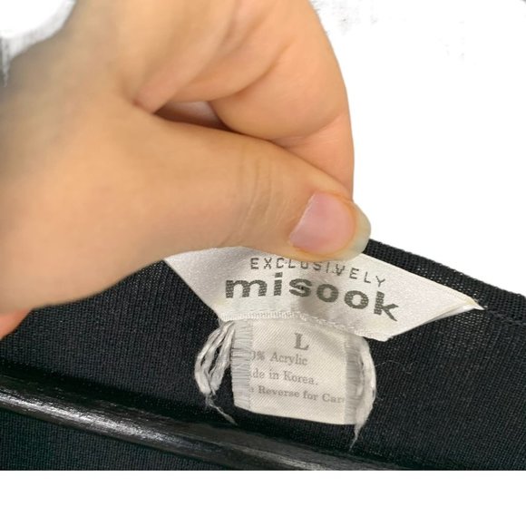 Exclusively Misook Black Stripe Pattern Long Sleeve Top Large - Picture 4 of 7